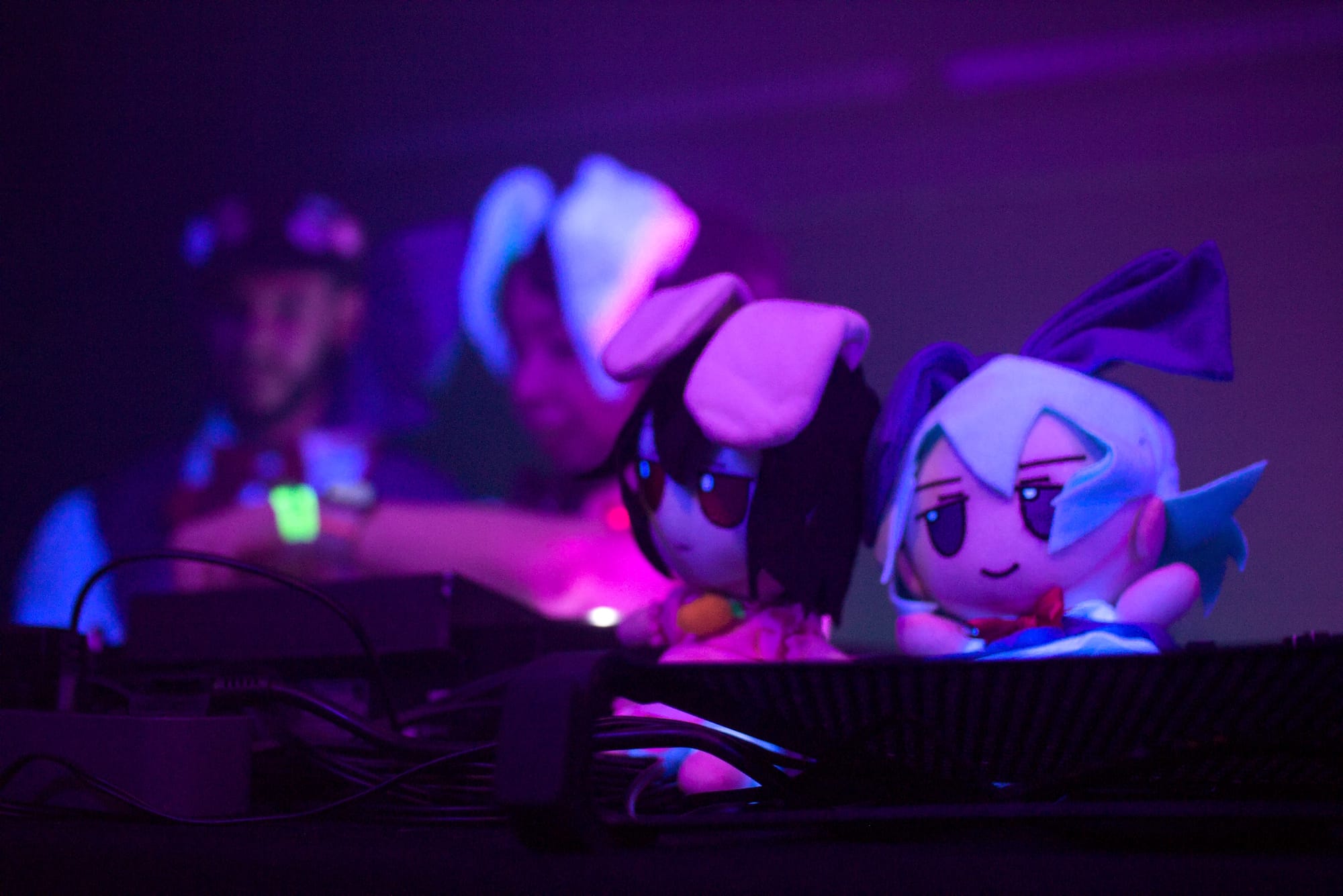 Neonya!! W.E.E.B Club 12.12.2025 event photos and DJ sets